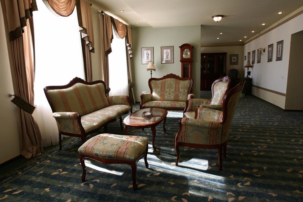 Hotel Siauliu Krasto Medziotoju Uzeiga Szawle Pokój zdjęcie